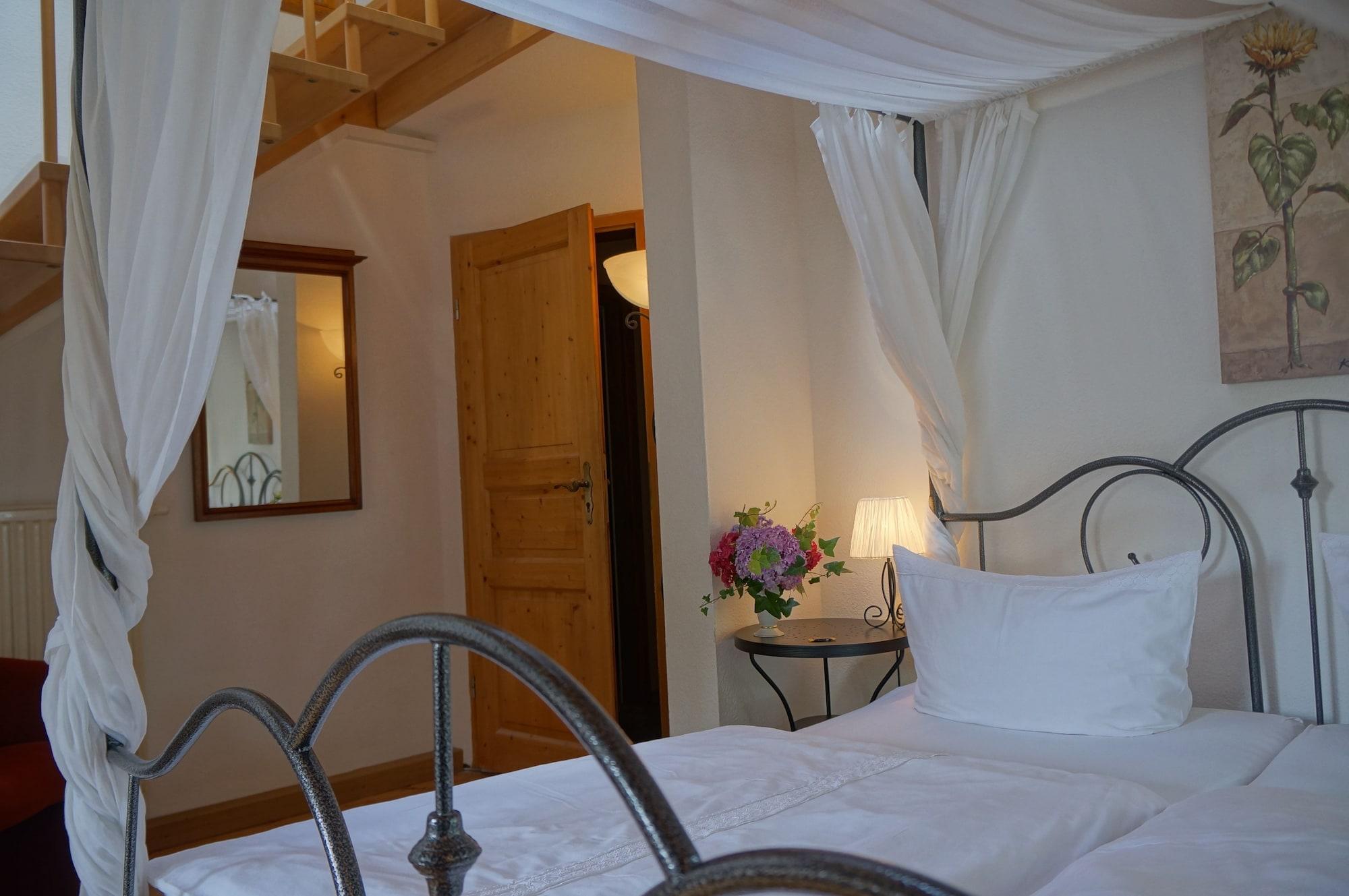 Hotel Villa Herzog Дрезден Экстерьер фото